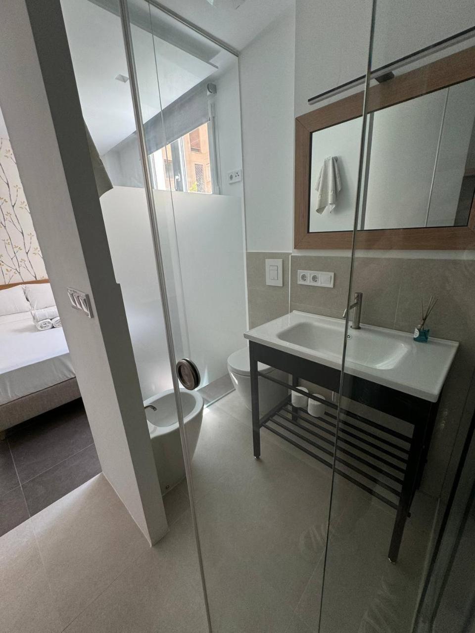 Rooms Con Bano Privado Y Cocina Compartida Валенсия Экстерьер фото
