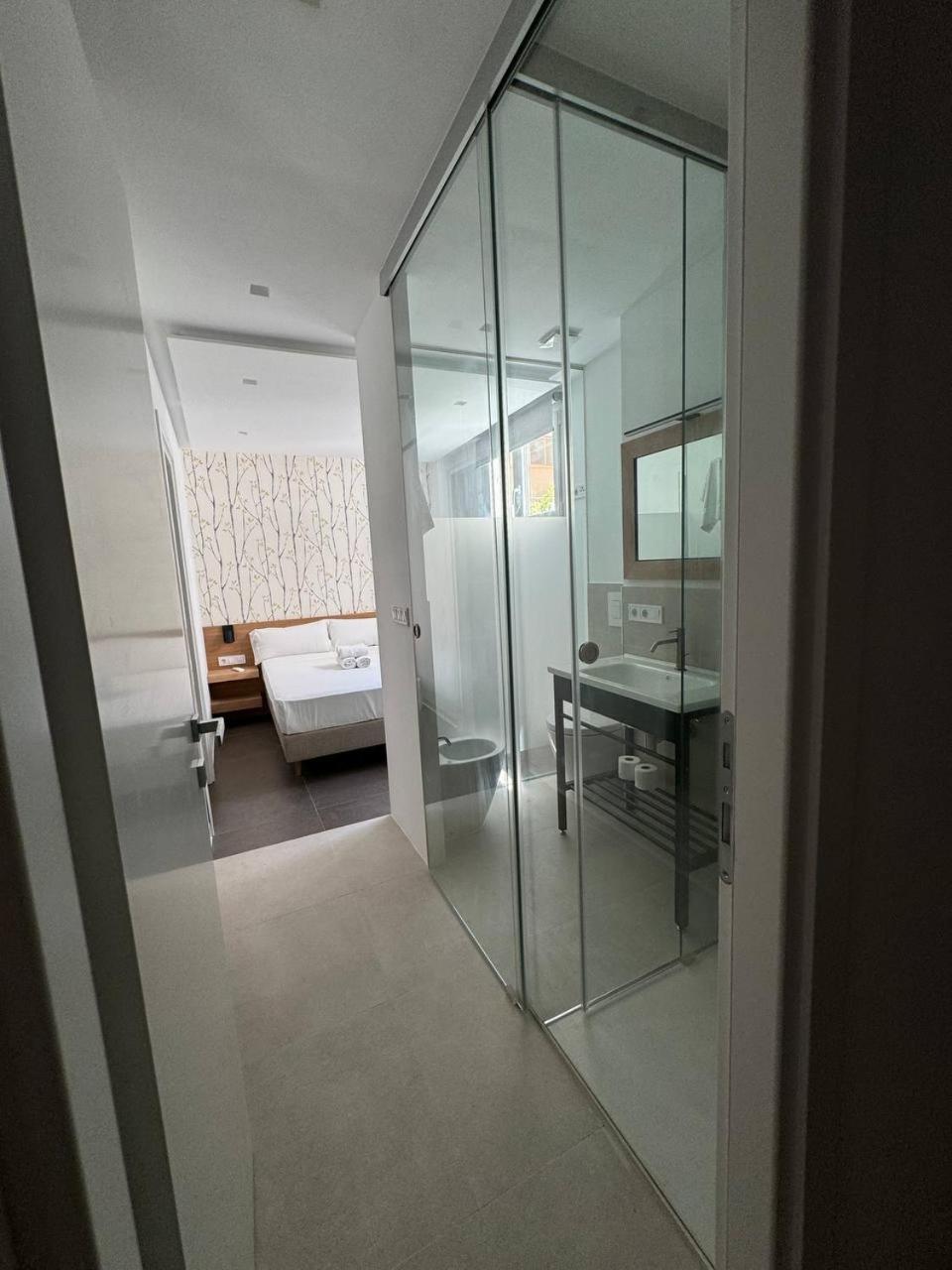Rooms Con Bano Privado Y Cocina Compartida Валенсия Экстерьер фото