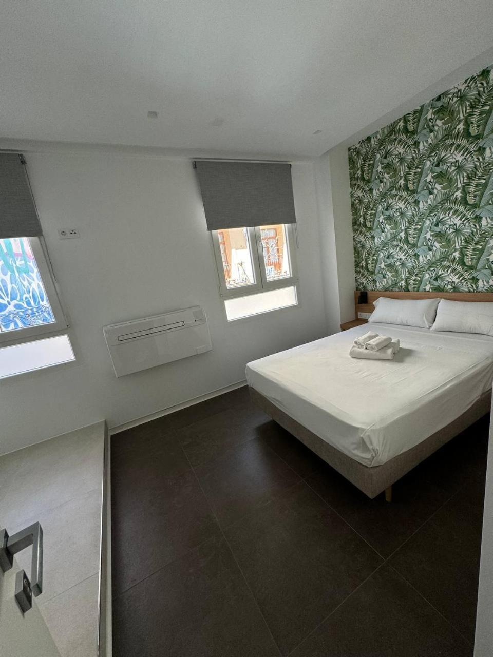 Rooms Con Bano Privado Y Cocina Compartida Валенсия Экстерьер фото